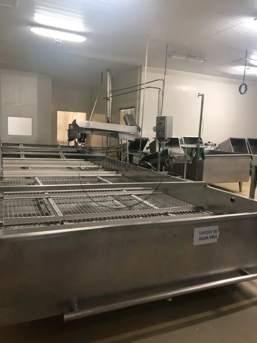LOTE 001 - Imóvel industrial em Rondinha e diversos bens móveis
