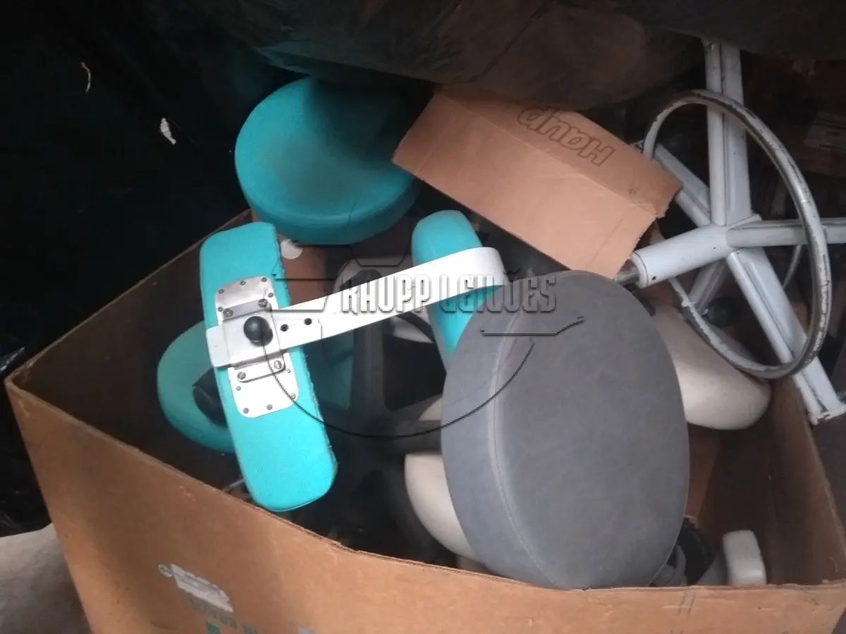 LOTE 032 - Diversos equipamentos próprios para ortodontia