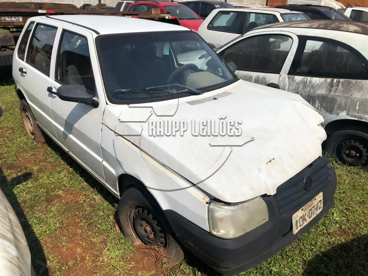 LOTE 004 - Veículo marca Fiat, modelo uno Economy