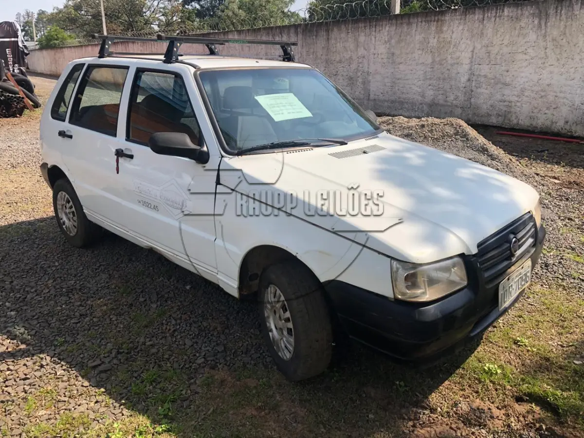 LOTE 008 - Veículo marca Fiat, modelo uno Fire Flex