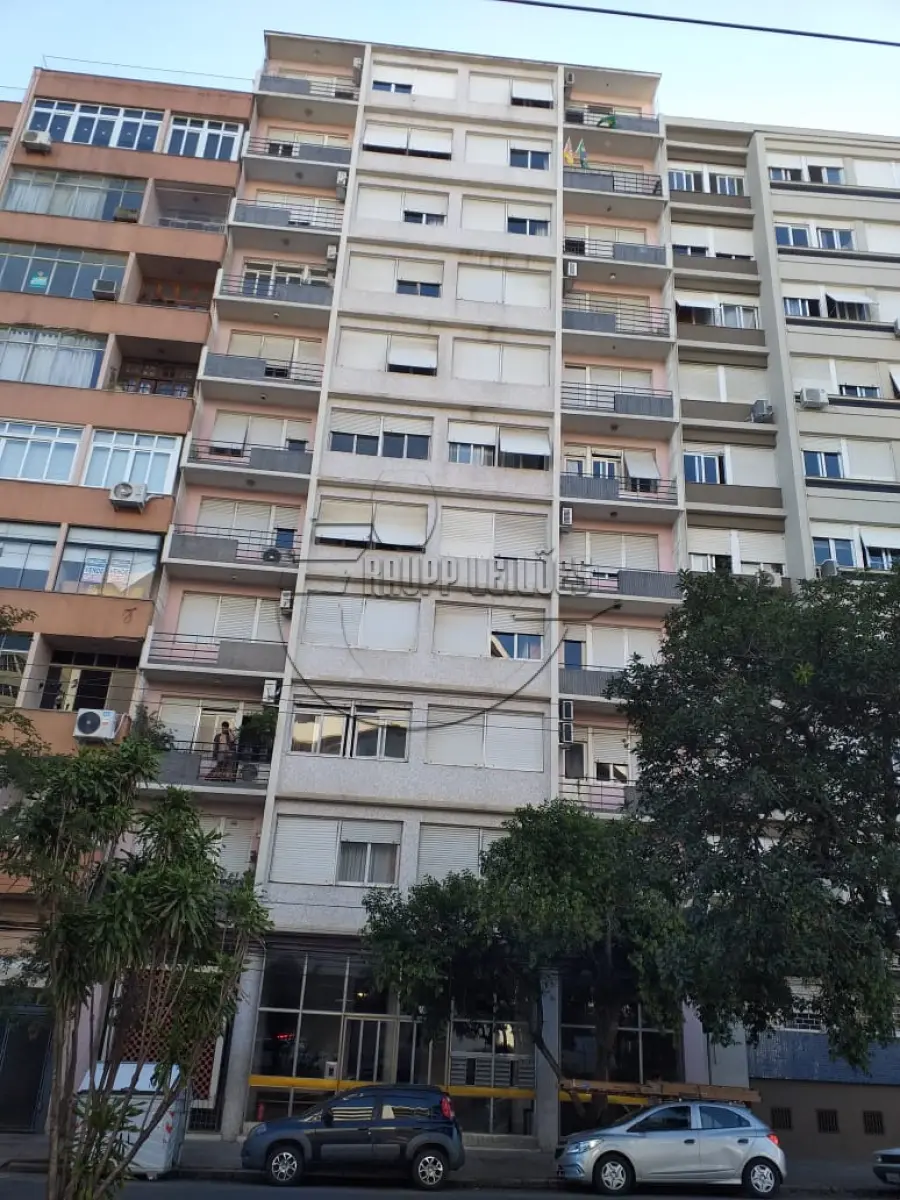 LOTE 001 - Um apartamento do Edifício Janet - Porto Alegre/RS