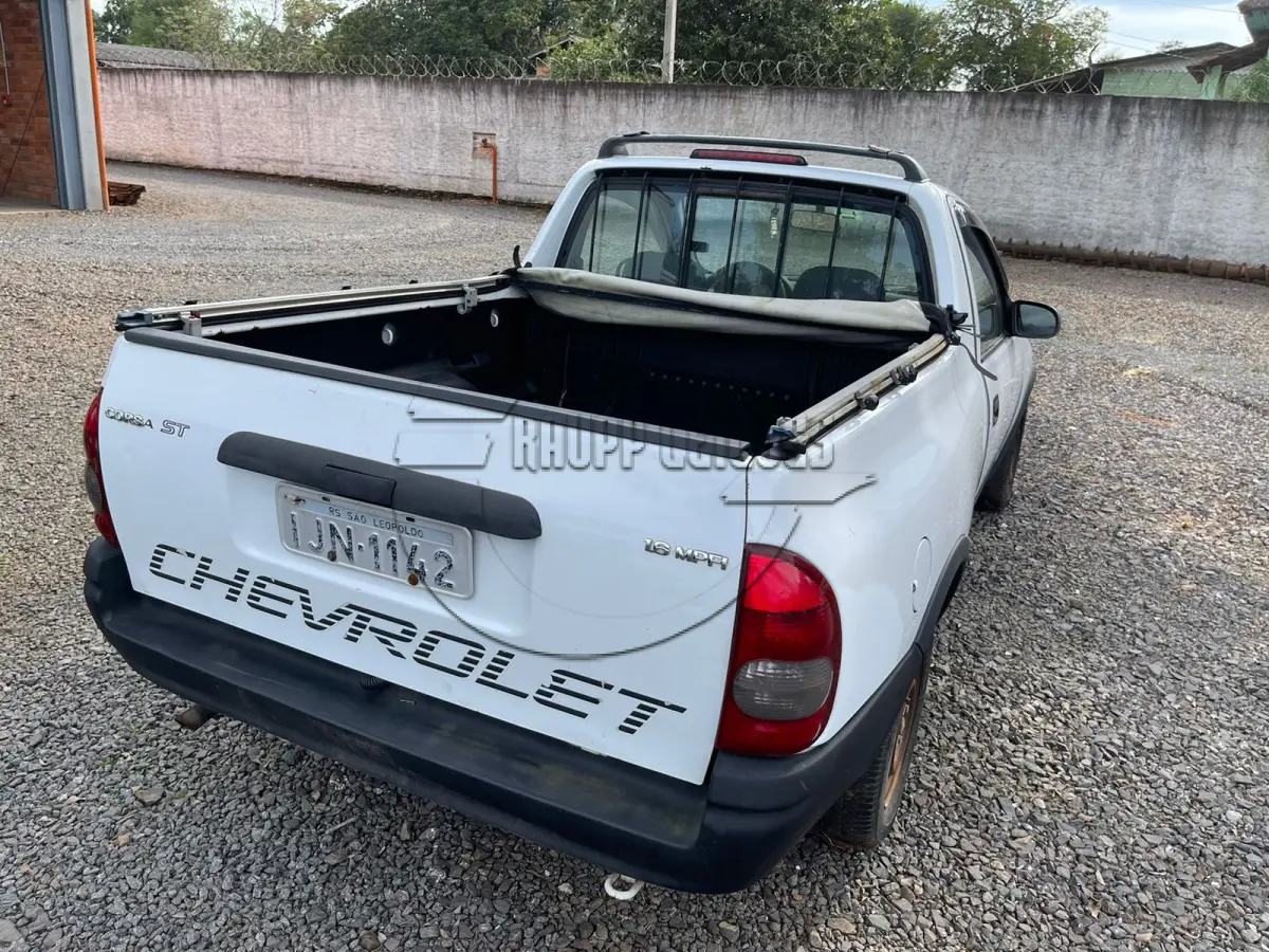 LOTE 002 - Um veículo GM/corsa ST