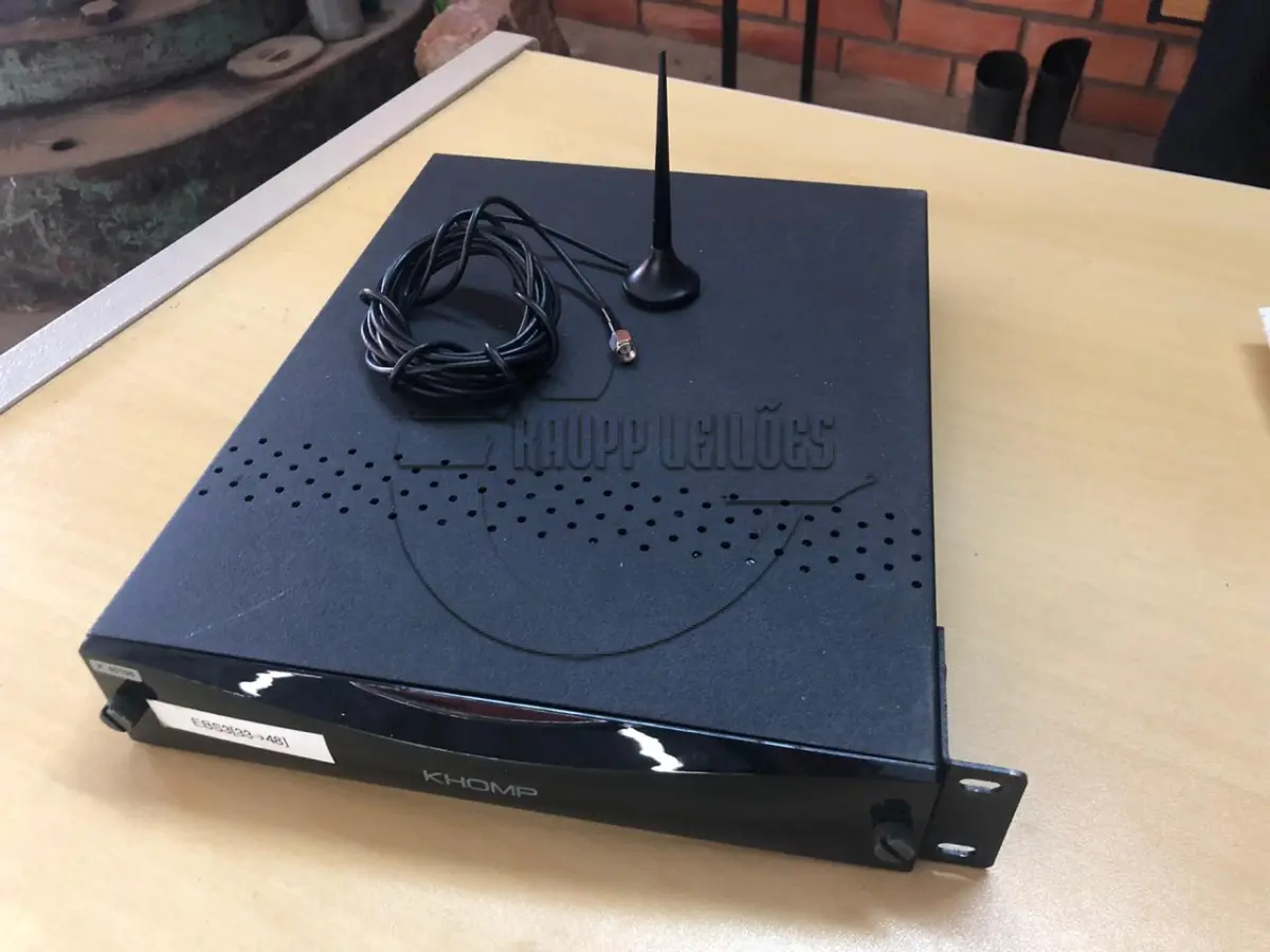 LOTE 016 - (06) Seis chipeiras, EBS-GSM 160