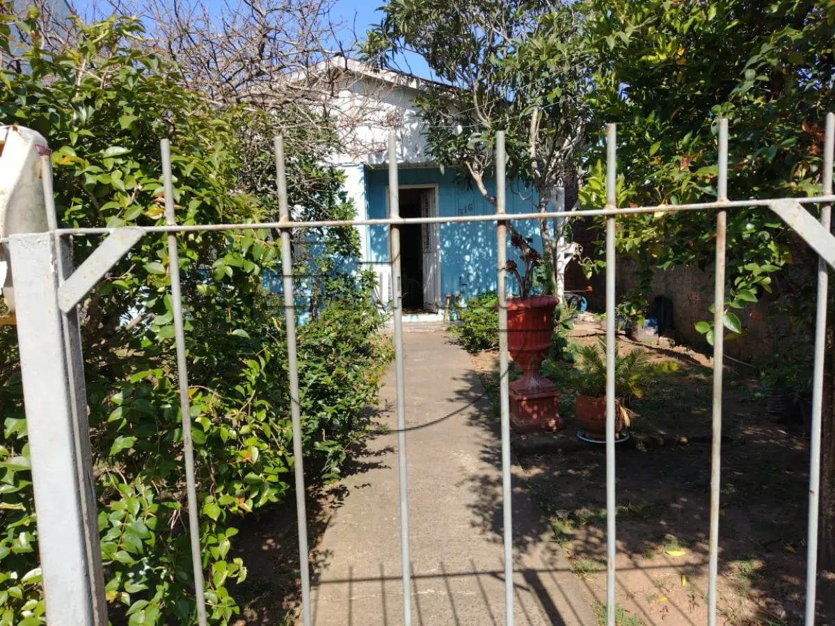LOTE 007 - 02ª DATA | (CACHOEIRINHA/RS) Um terreno de 200,00m², c/ benfeitorias, no Bairro Parque da Matriz I