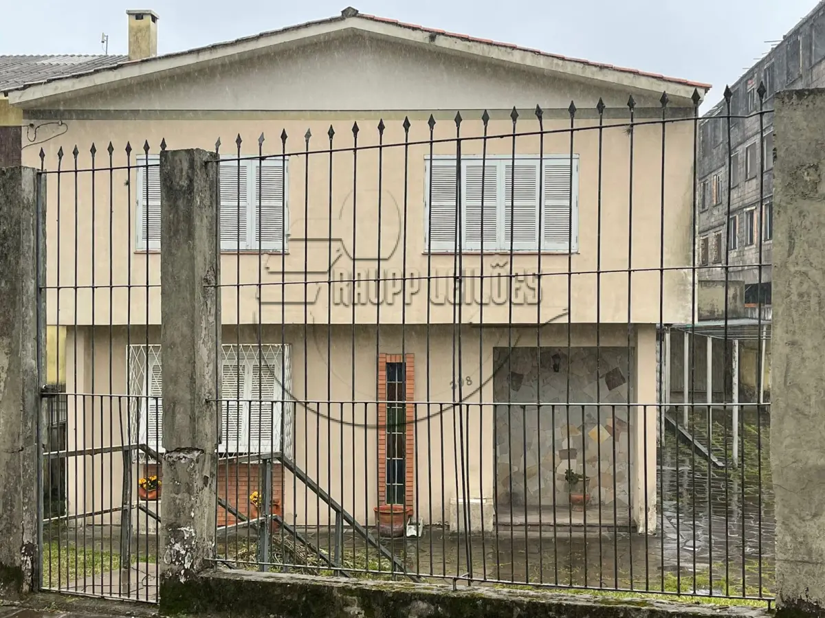 LOTE 001 - Casa em Porto Alegre/RS - Bairro Glória (POSSIBILIDADE DE PARCELAMENTO)