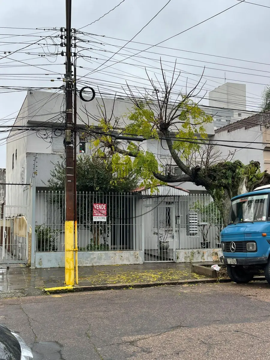 LOTE 001 - Um apartamento de 38m² em Porto Alegre/RS - Bairro Menino Deus