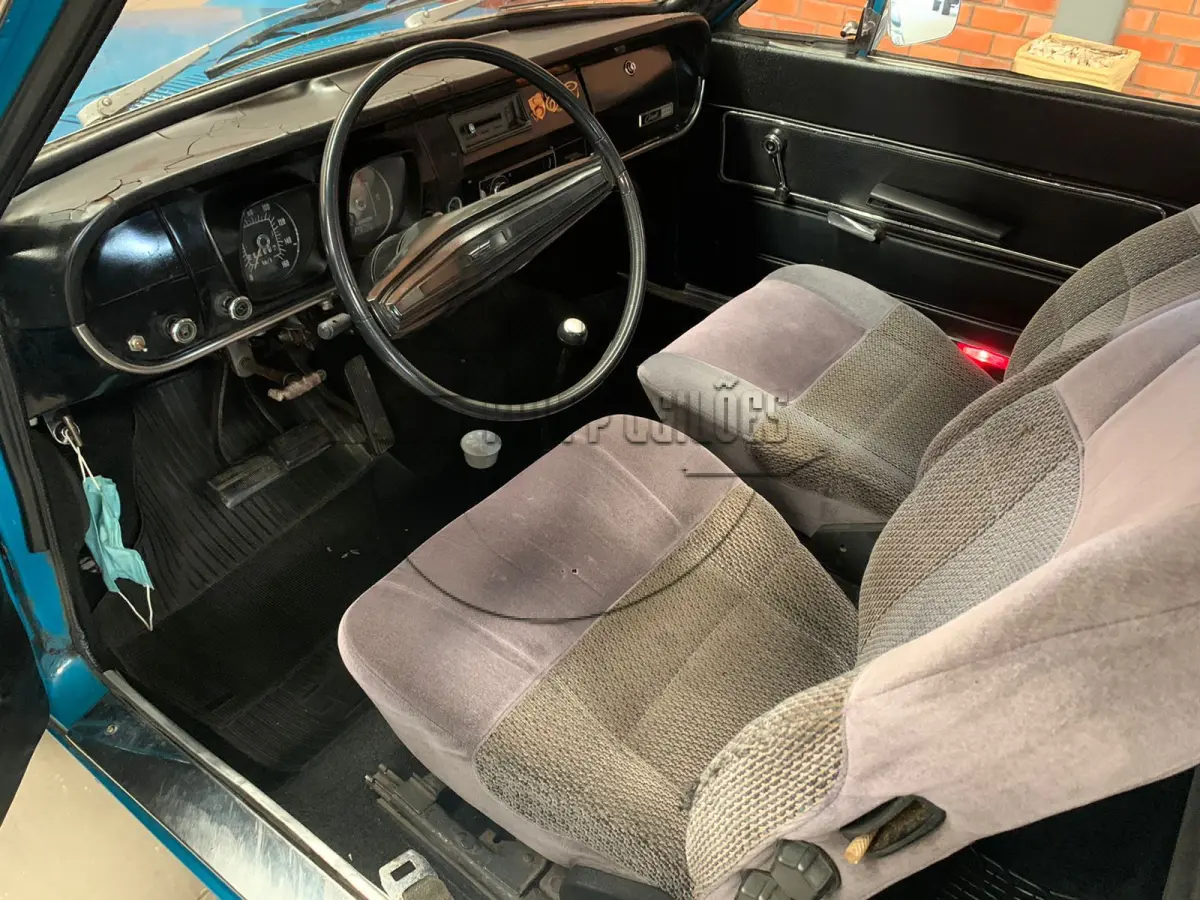 LOTE 008 - (VENDA EXTRAJUDICIAL) Um automóvel Ford/Corcel Luxo, ano/mod. 1976
