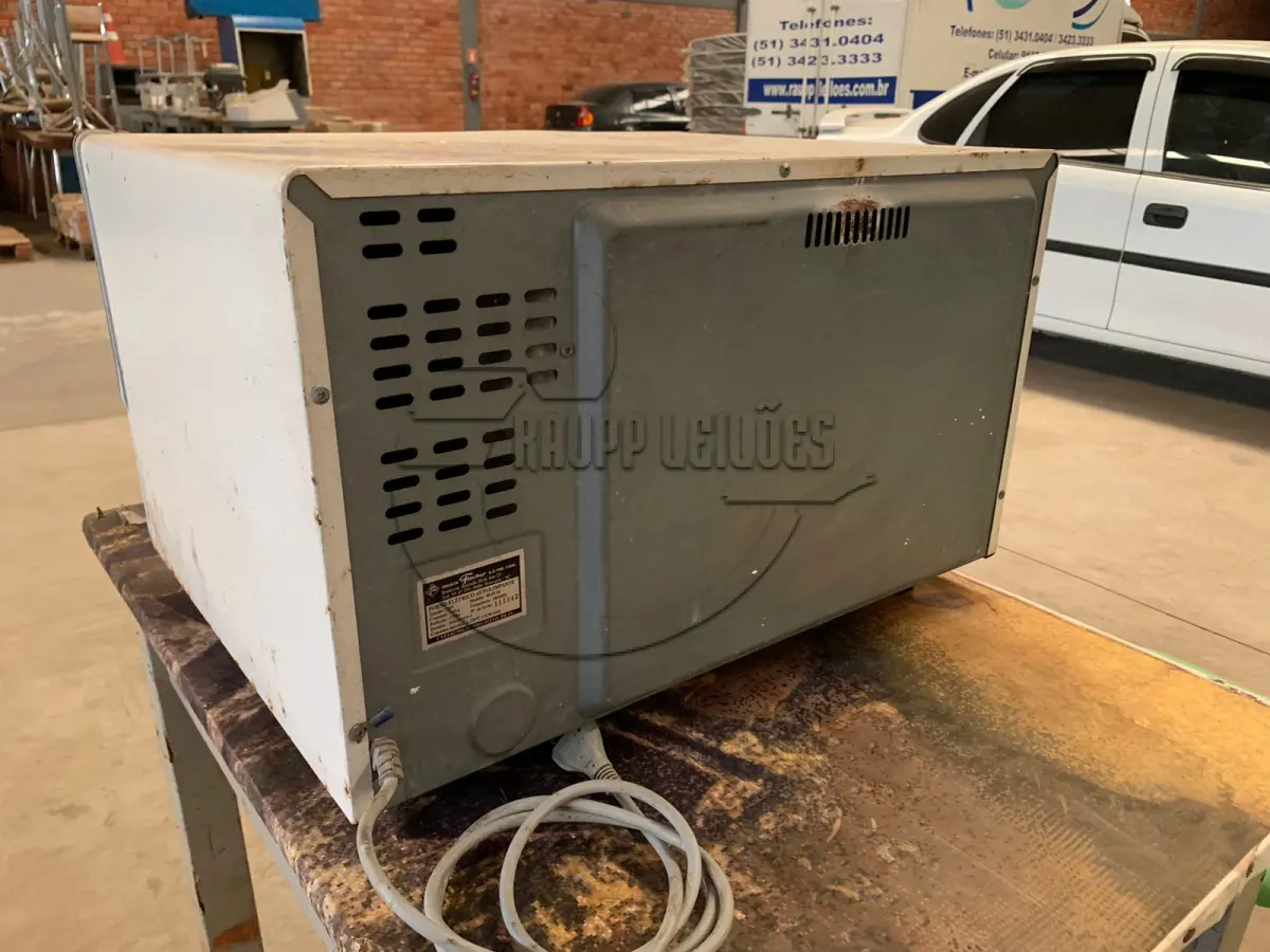 LOTE 015 - 01 (um) forno elétrico