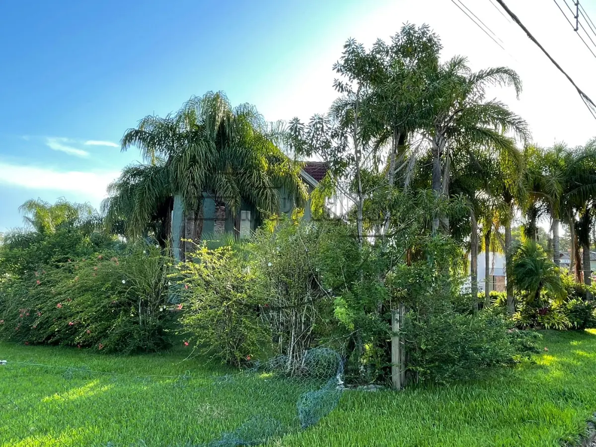 LOTE 009 - (GRAVATAÍ/RS) Um terreno c/ 1.500,00m², c/ benfeitorias, no Condomínio Paragem dos Verdes Campos, em Gravataí/RS
