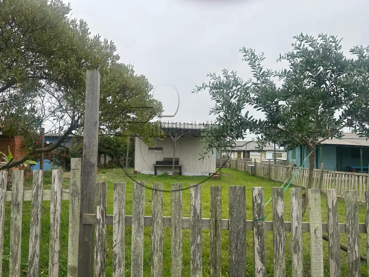 LOTE 005 - 02ª DATA | (CIDREIRA/RS) Um terreno de 300,00m², c/ benfeitorias, na Praia de Cidreira