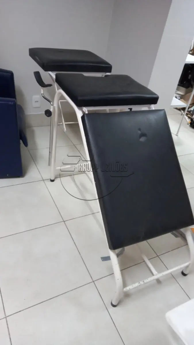 LOTE 009 - 02ª DATA| Diversos mobiliários e eletrodomésticos
