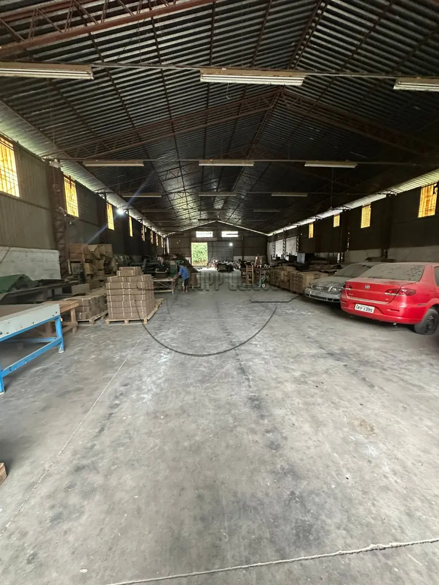 LOTE 003 - (GRAVATAÍ/RS) Um terreno de 4.899,m², c/ um pavilhão de aprox. 1.120m² - Bairro Parque dos Anjos
