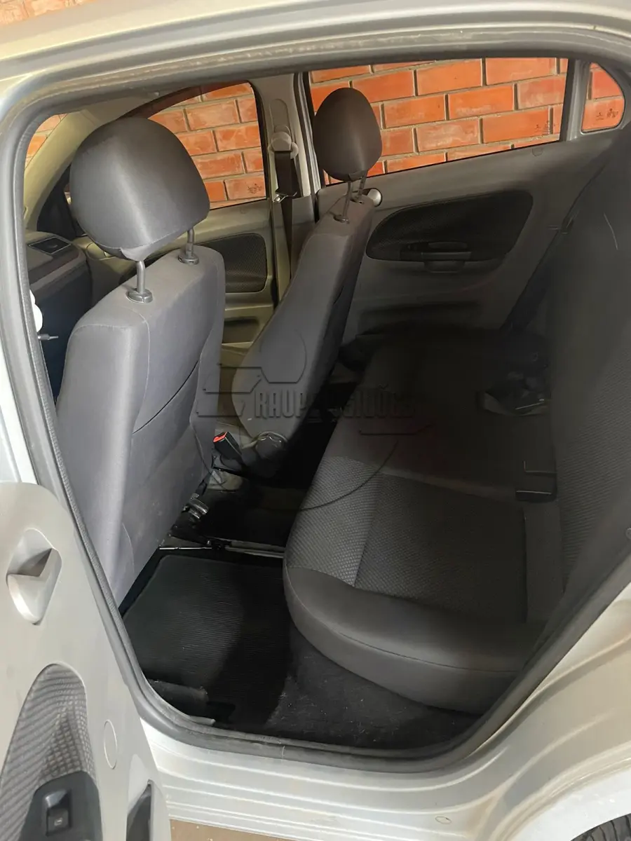 LOTE 015 - Um veículo VW/NOVO VOYAGE CL MBV, ano/modelo 2016/2017