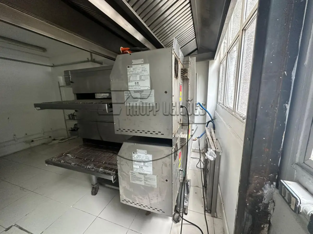 LOTE 001 - Um forno marca Middleby Marshall, modelo PS840GYRIBSFBPHDUK-PHQ