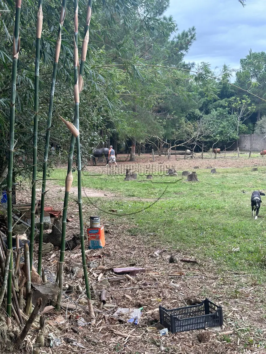 LOTE 002 - (GRAVATAÍ/RS) Um terreno de esquina, c/ área superficial de 4.830m² - Bairro Parque dos Anjos