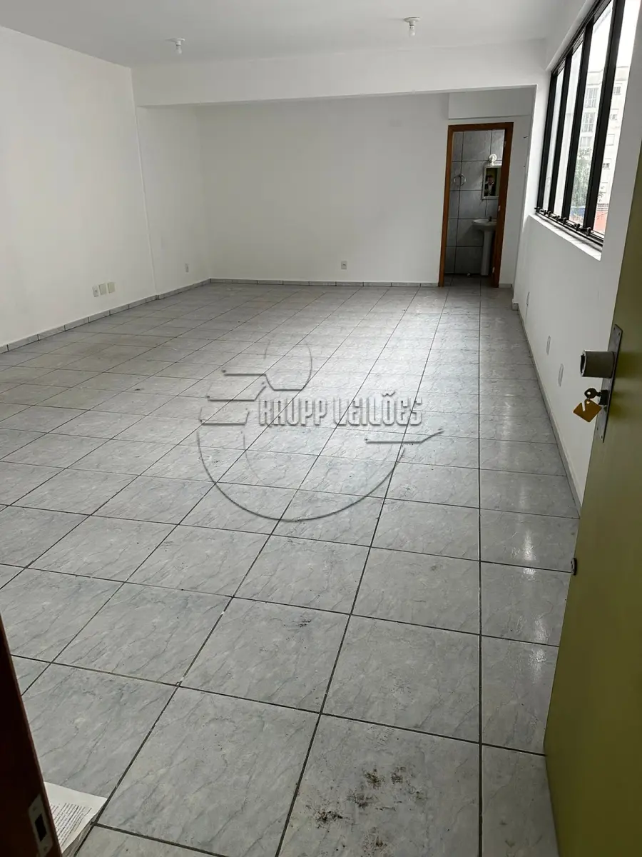LOTE 025 - (PORTO ALEGRE/RS) Conjunto 313, c/50,63m², do Edifício Bispo Pithan, Avenida Teresópolis, nº 2958