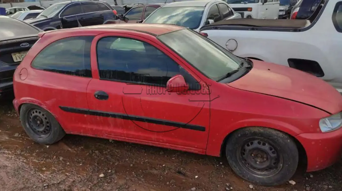LOTE 014 - 02ª DATA | Um veículo GM/CELTA, fabricação/modelo 2002 / 2002