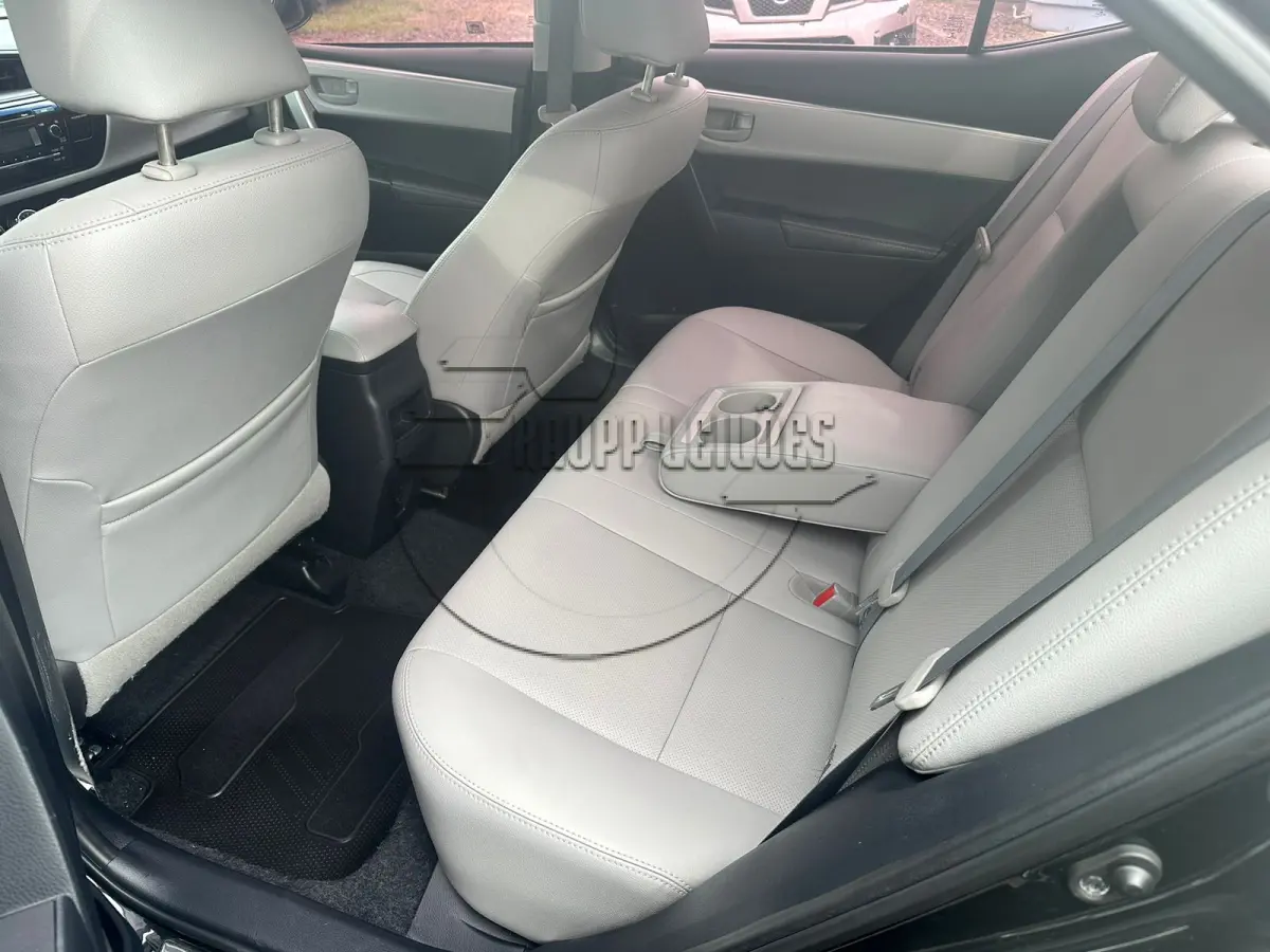 LOTE 020 - Um veículo Toyota/Corolla GLI18 CVT,  ano/modelo 2016/2017, placa IXM 4652