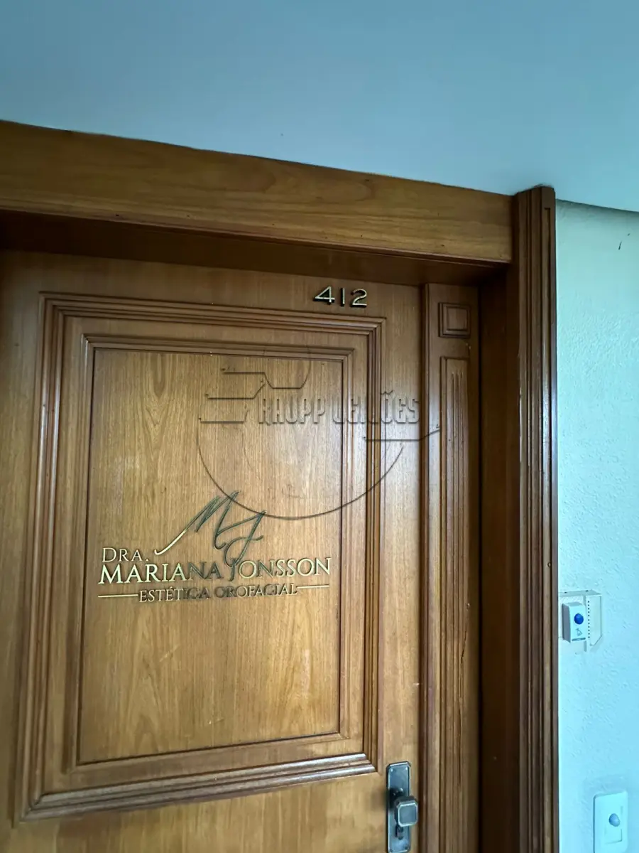 LOTE 009 - (PORTO ALEGRE/RS) Sala 412, c/38,06m² + Box 73 do Ed. Royal Center, na Rua Dom Pedro II