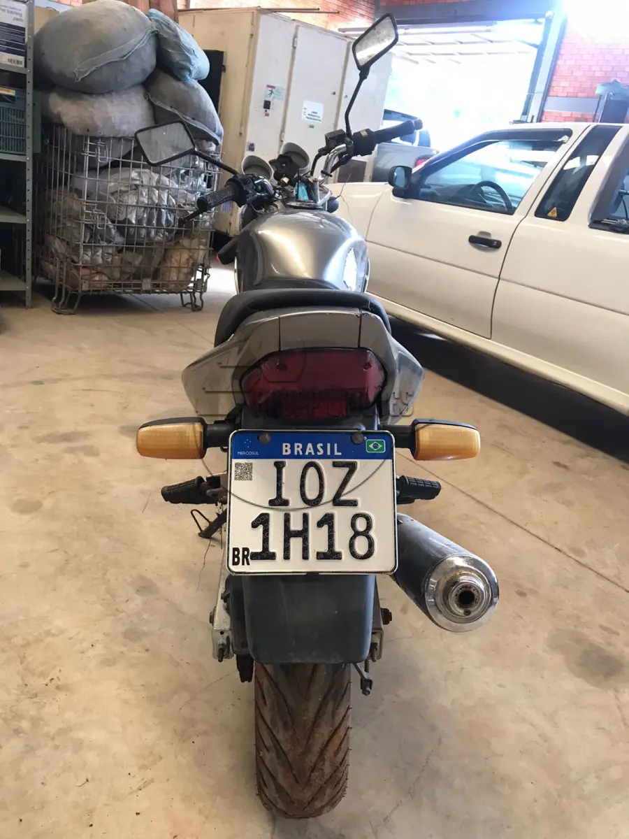 LOTE 014 - Uma motocicleta HONDA/CBX 250 TWISTER, ano/modelo 2008/2008
