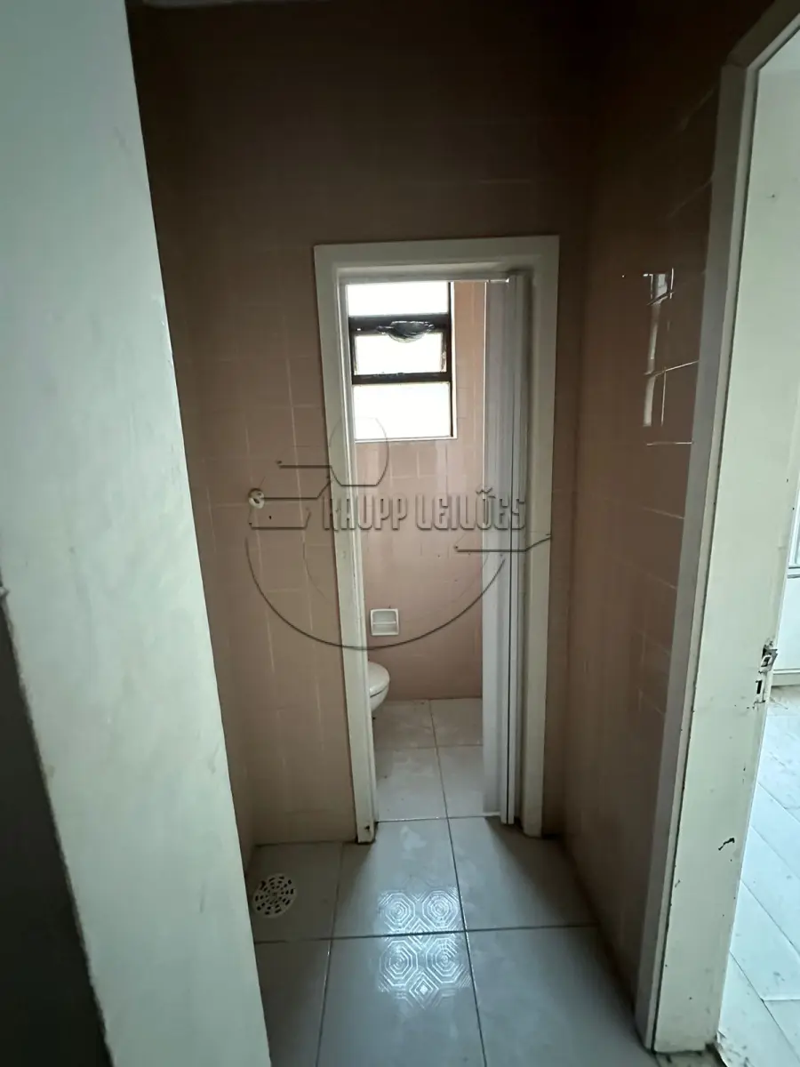 LOTE 030 - (PORTO ALEGRE/RS) Loja, c/217,46m², da Rua Cristovão Colombo, nº 1533
