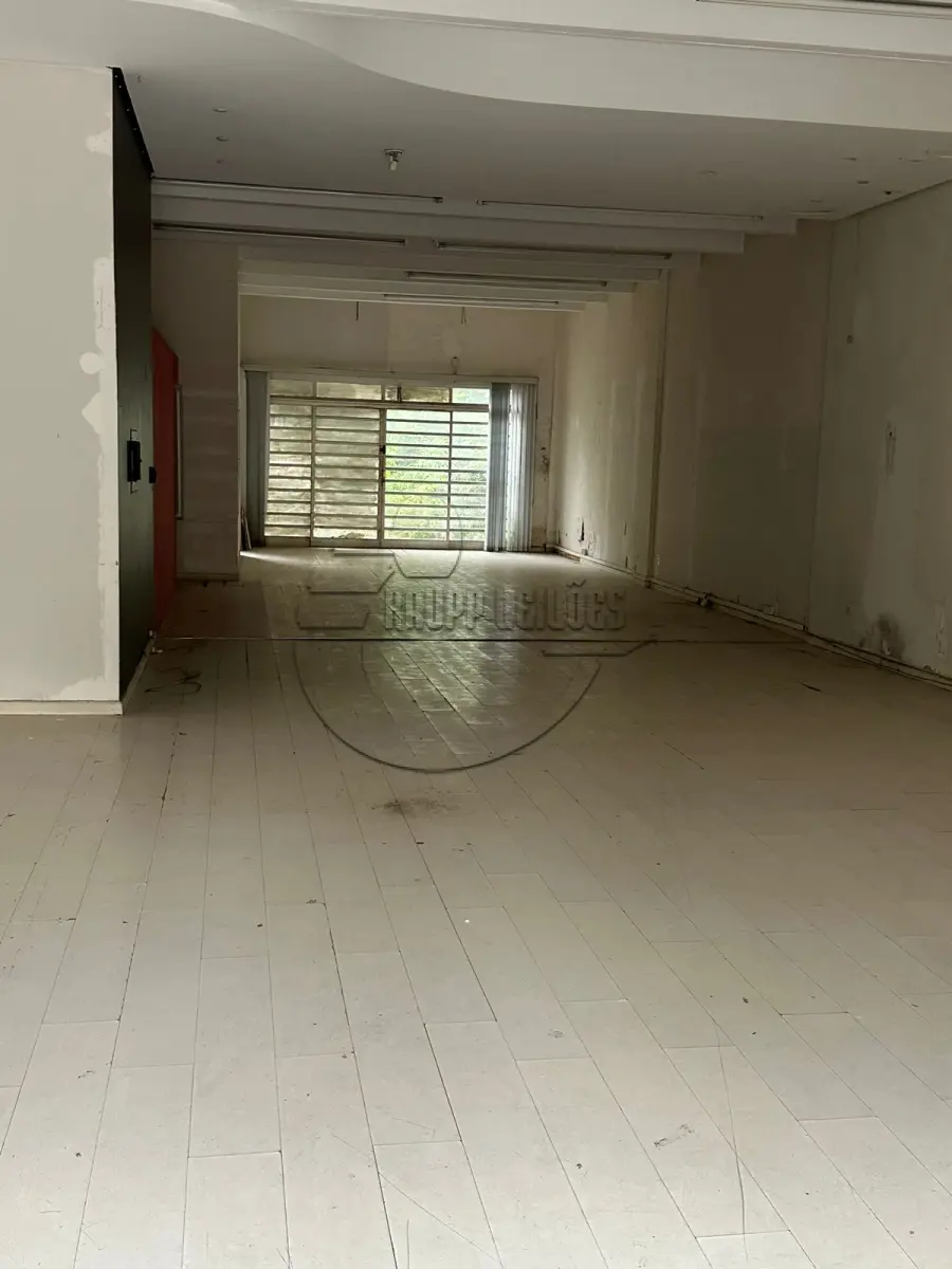 LOTE 030 - (PORTO ALEGRE/RS) Loja, c/217,46m², da Rua Cristovão Colombo, nº 1533