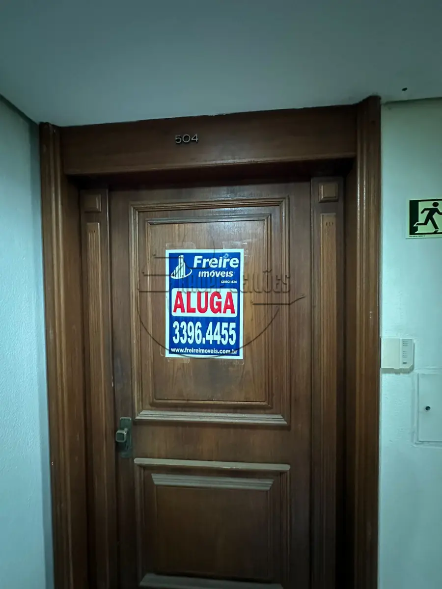 LOTE 013 - (PORTO ALEGRE/RS) Sala 504, c/40,70m² + Box 10 do Ed. Royal Center, na Rua Dom Pedro II