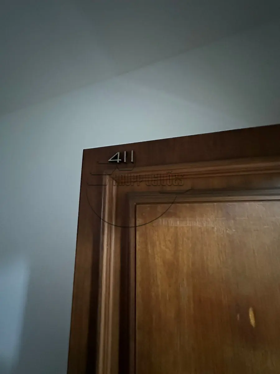 LOTE 008 - (PORTO ALEGRE/RS) Sala 411, c/38,06m² + Box 72 do Ed. Royal Center, na Rua Dom Pedro II
