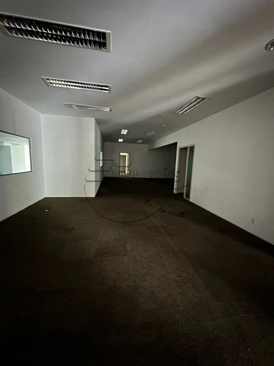 LOTE 002 - (PORTO ALEGRE/RS) Loja 2 do Ed. Royal Center, c/575,11m², na Rua Dom Pedro II
