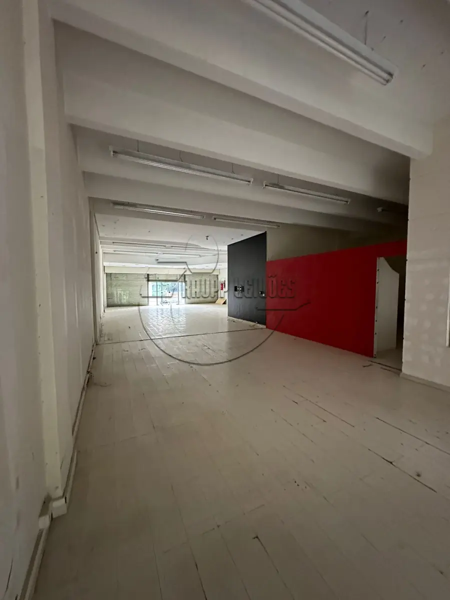 LOTE 030 - (PORTO ALEGRE/RS) Loja, c/217,46m², da Rua Cristovão Colombo, nº 1533
