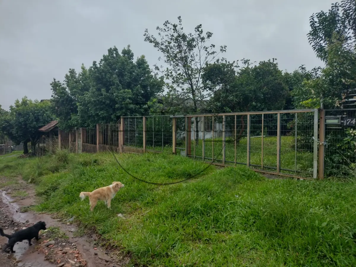 LOTE 001 - 02ª DATA | (GRAVATAÍ/RS) 02 terrenos contíguos c/ 960,00m², possuindo benfeitorias não averbadas, no Bairro Neópolis
