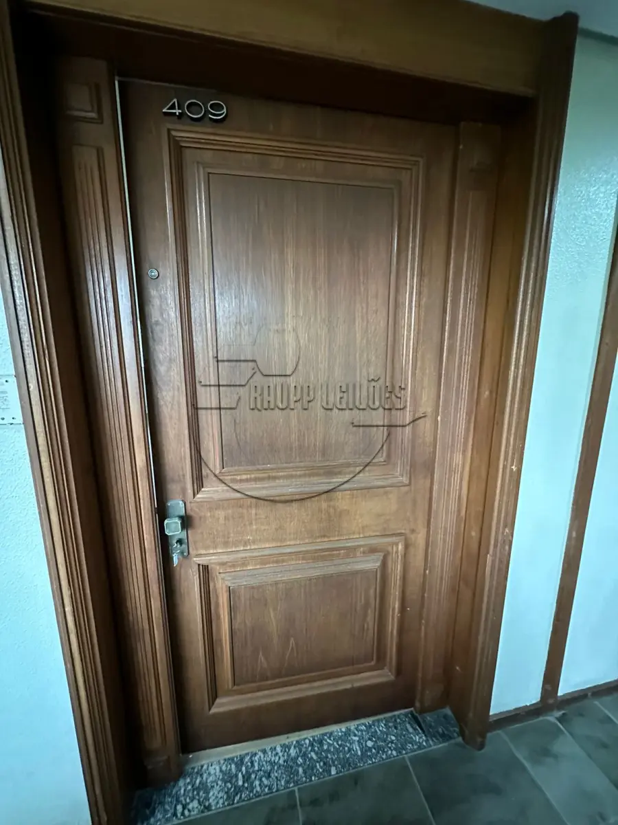 LOTE 006 - (PORTO ALEGRE/RS) Sala 409, c/38,06m² + Box77 do Ed. Royal Center, na Rua Dom Pedro II