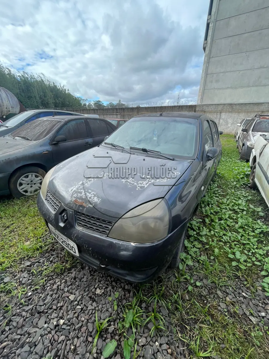 LOTE 013 - 02ª DATA | Um veículo Renault/Clio aut 16, ano/modelo 2007/2008