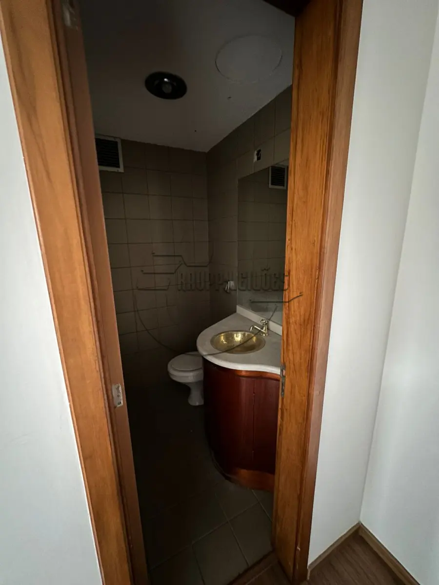 LOTE 012 - (PORTO ALEGRE/RS) Sala 501, c/36,80m² + Box 02 do Ed. Royal Center, na Rua Dom Pedro II