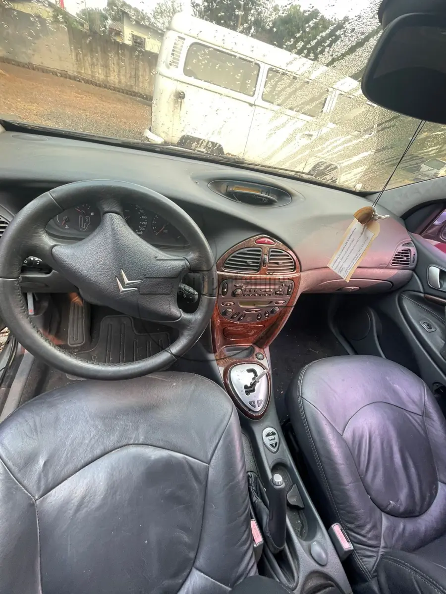 LOTE 011 - 02ª DATA | Um veículo I/Citroen C5 EXCL 20, ano/modelo 2002/2002