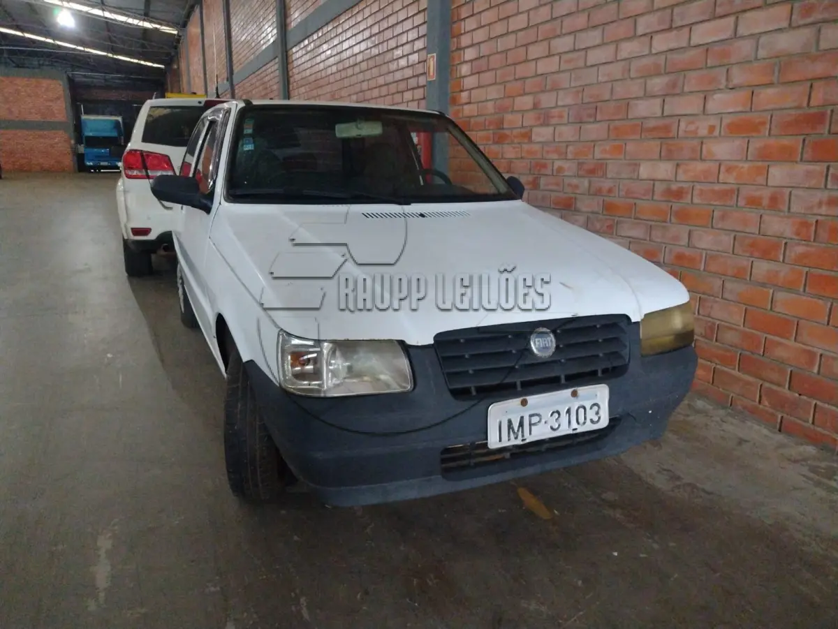 LOTE 016 - 02ª DATA | Um automóvel FIAT UNO MILLE FIRE FLEX, ano 2005/2006