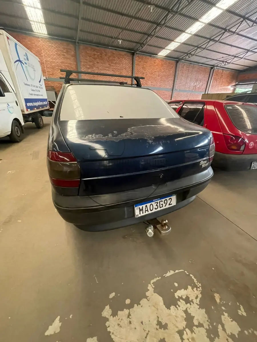 LOTE 024 - Um veículo marca/modelo IMP/FIAT SIENA 6 MARCHAS, ano/modelo 1998/1999