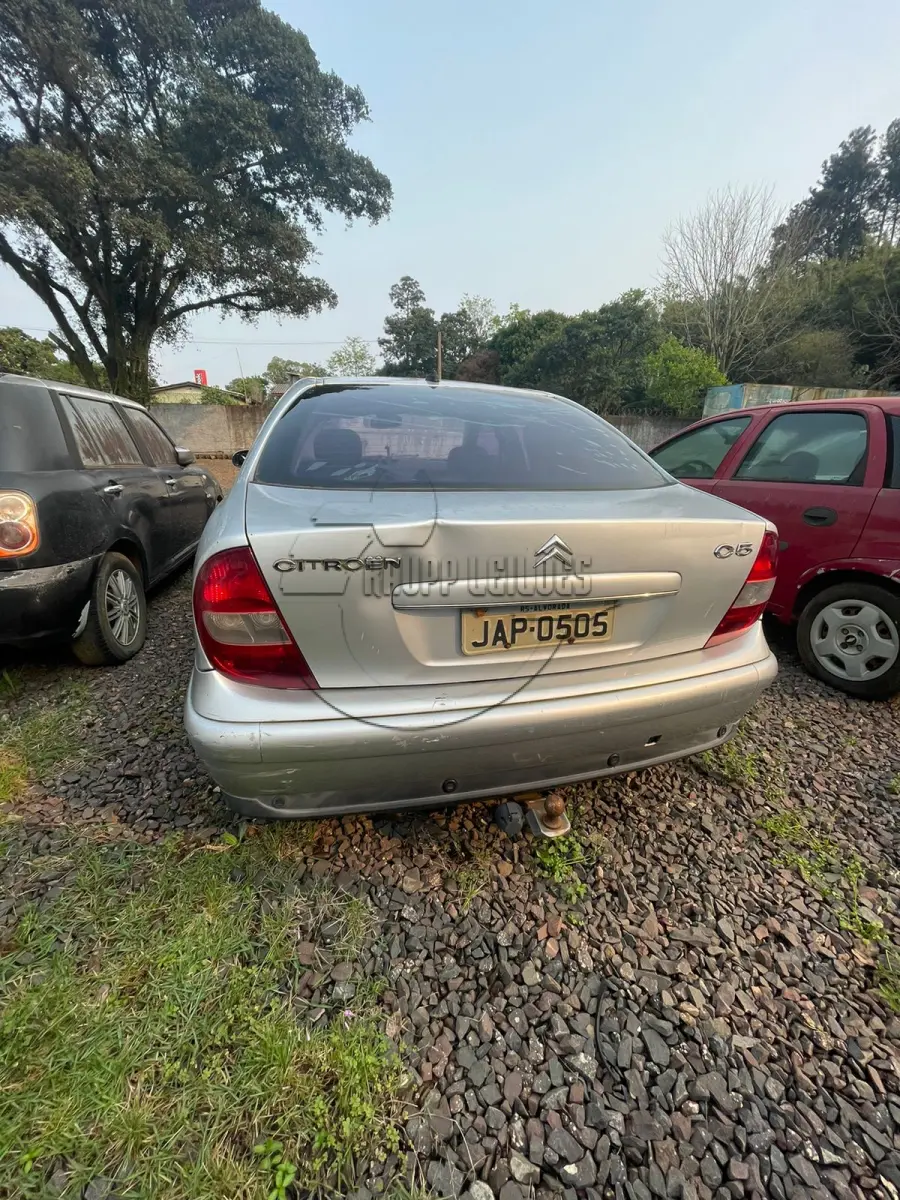 LOTE 011 - 02ª DATA | Um veículo I/Citroen C5 EXCL 20, ano/modelo 2002/2002