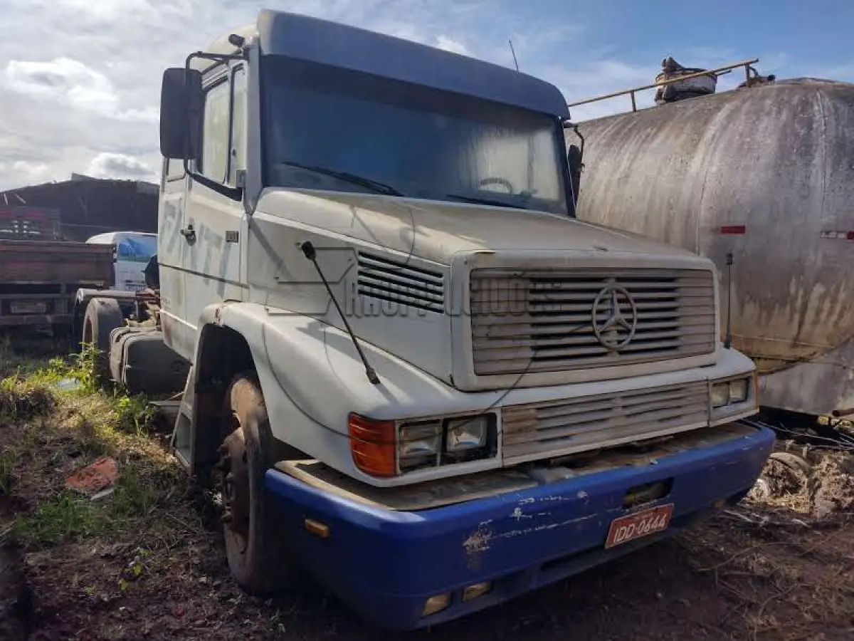 LOTE 068 - 02ª DATA | Um caminhão Mercedes Benz, modelo LS1941, ano/modelo 1995/1995
