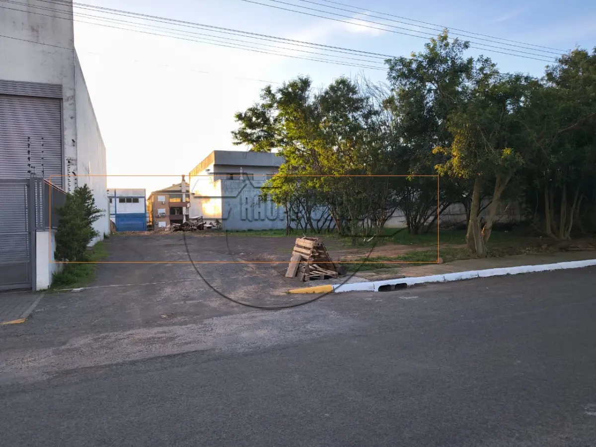 LOTE 038 - 02ª DATA | MATRÍCULA N° 30.877: Um terreno urbano, com 300,00m², sem benfeitorias, em Cachoeirinha/RS - Loteamento CITY NOVA FASE