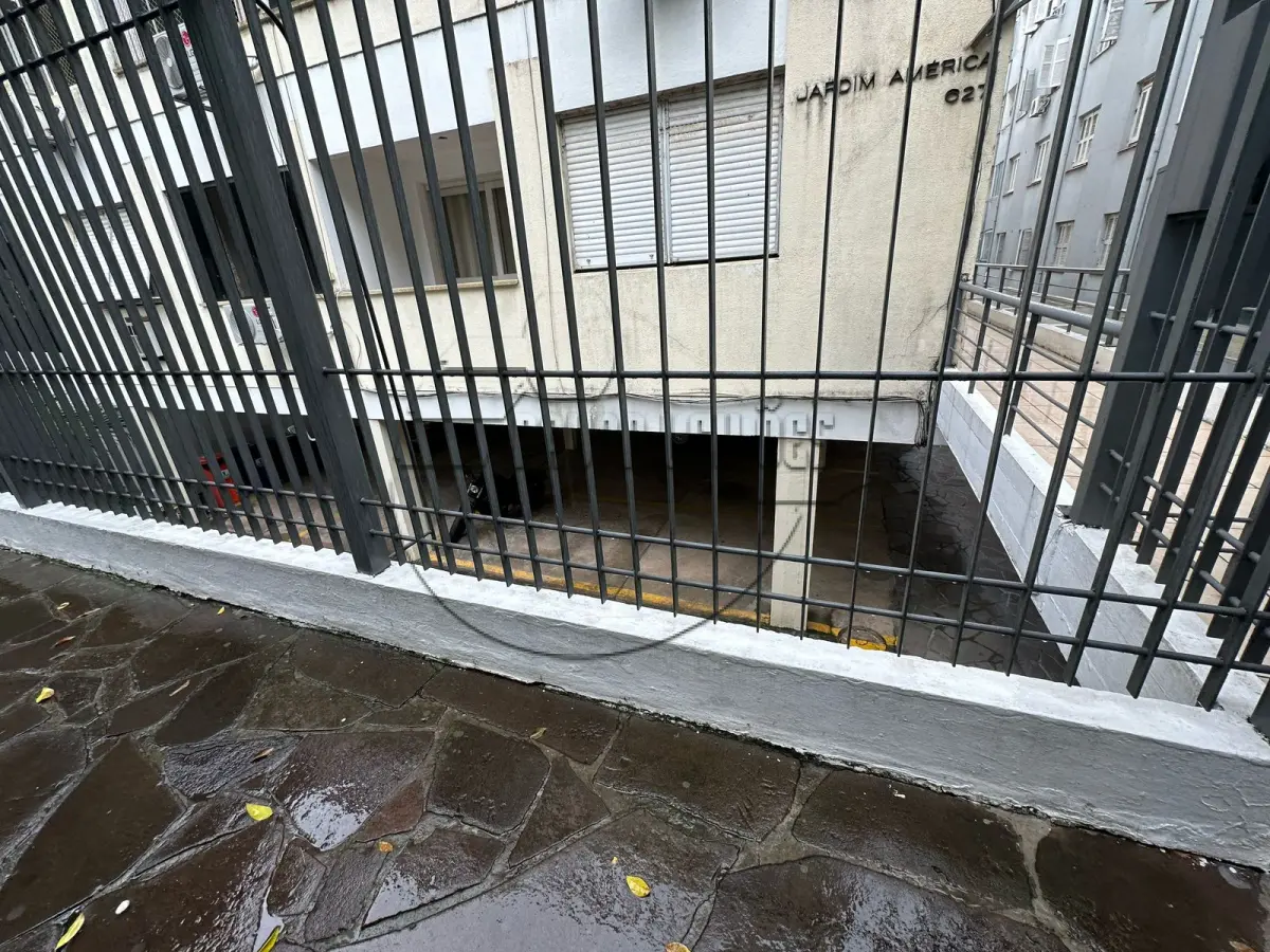 LOTE 007 - 02ª DATA | (PORTO ALEGRE/RS) O espaço estacionamento 23 do Edifício Jardim América, c/ 12,00m², no Bairro São João