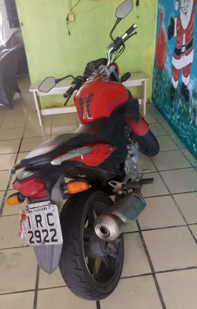 LOTE 015 - Motocicleta HONDA/CB 300R, ano/modelo 2010/2010