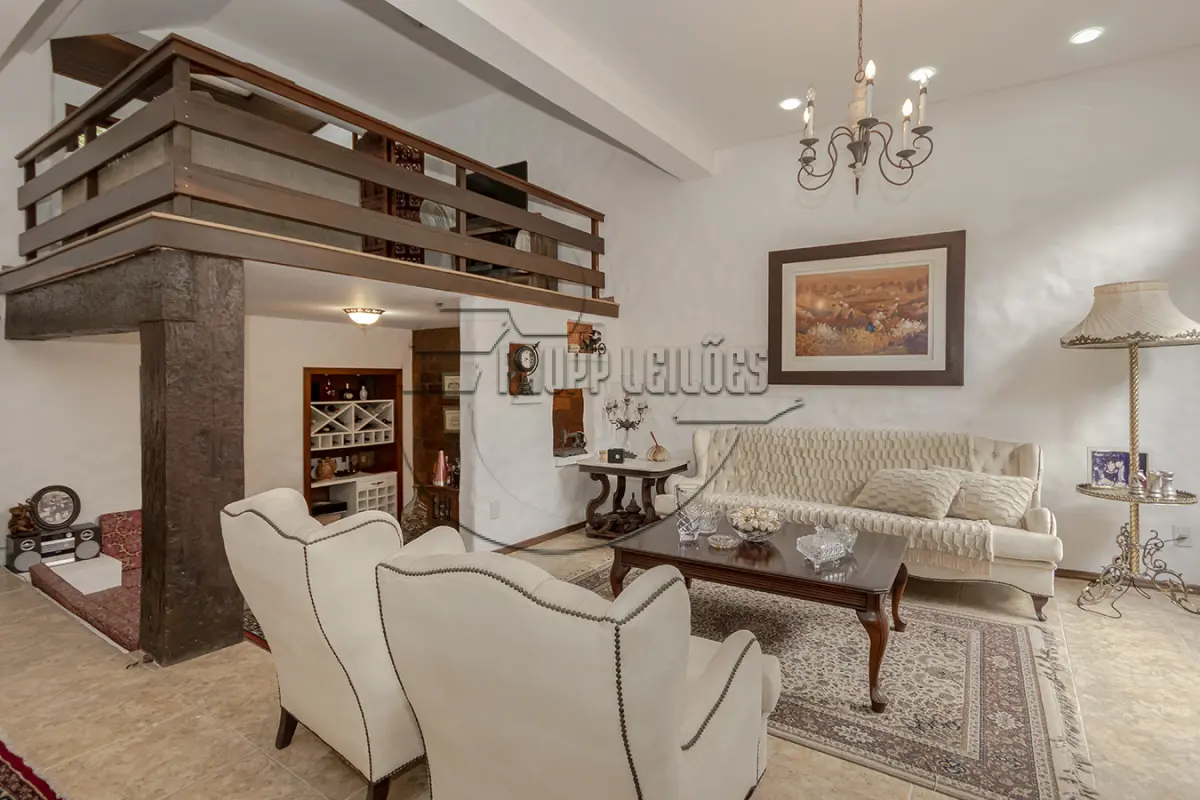 LOTE 001 - (PORTO ALEGRE/RS) Uma casa de 700,00m², no Bairro Ipanema