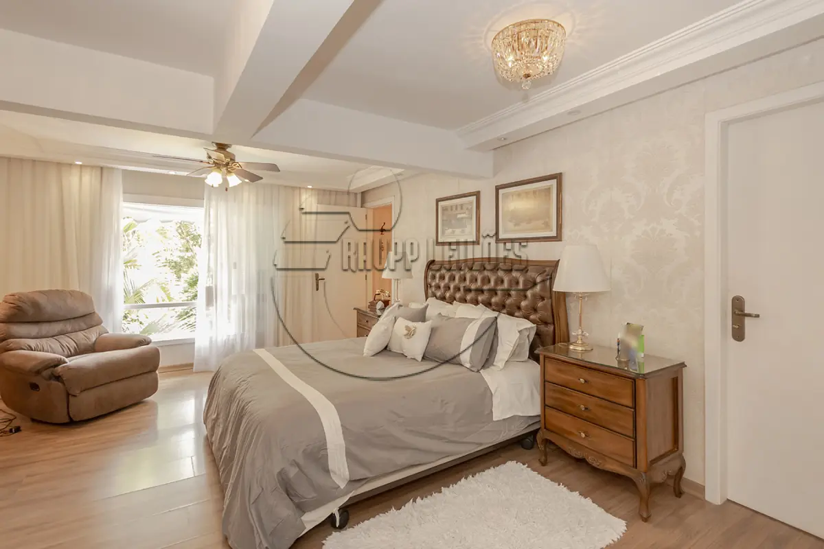LOTE 001 - (PORTO ALEGRE/RS) Uma casa de 700,00m², no Bairro Ipanema