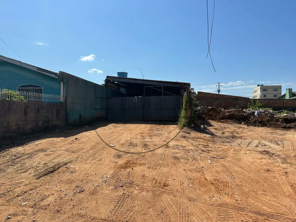 LOTE 001 - (GRAVATAÍ/RS) Um terreno urbano de 348,98m², no Bairro Parque Florido