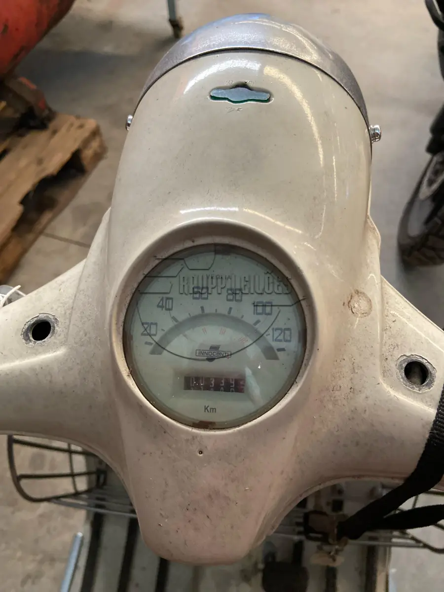 LOTE 009 - Um veículo BP/LAMBRETTA,  ano/mod 1968/1968