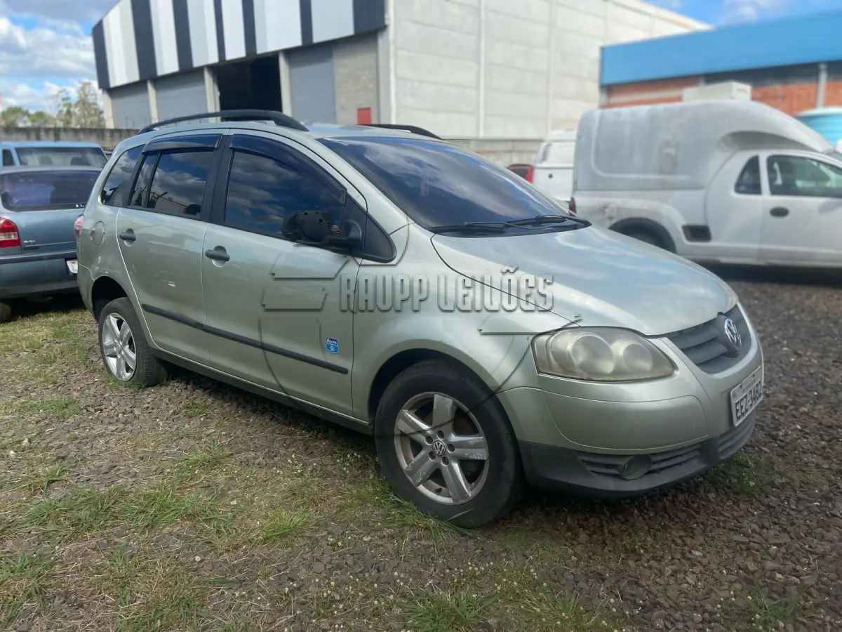 LOTE 008 - Um veículo I/VW SPACEFOX ROUTE,  2009/2010