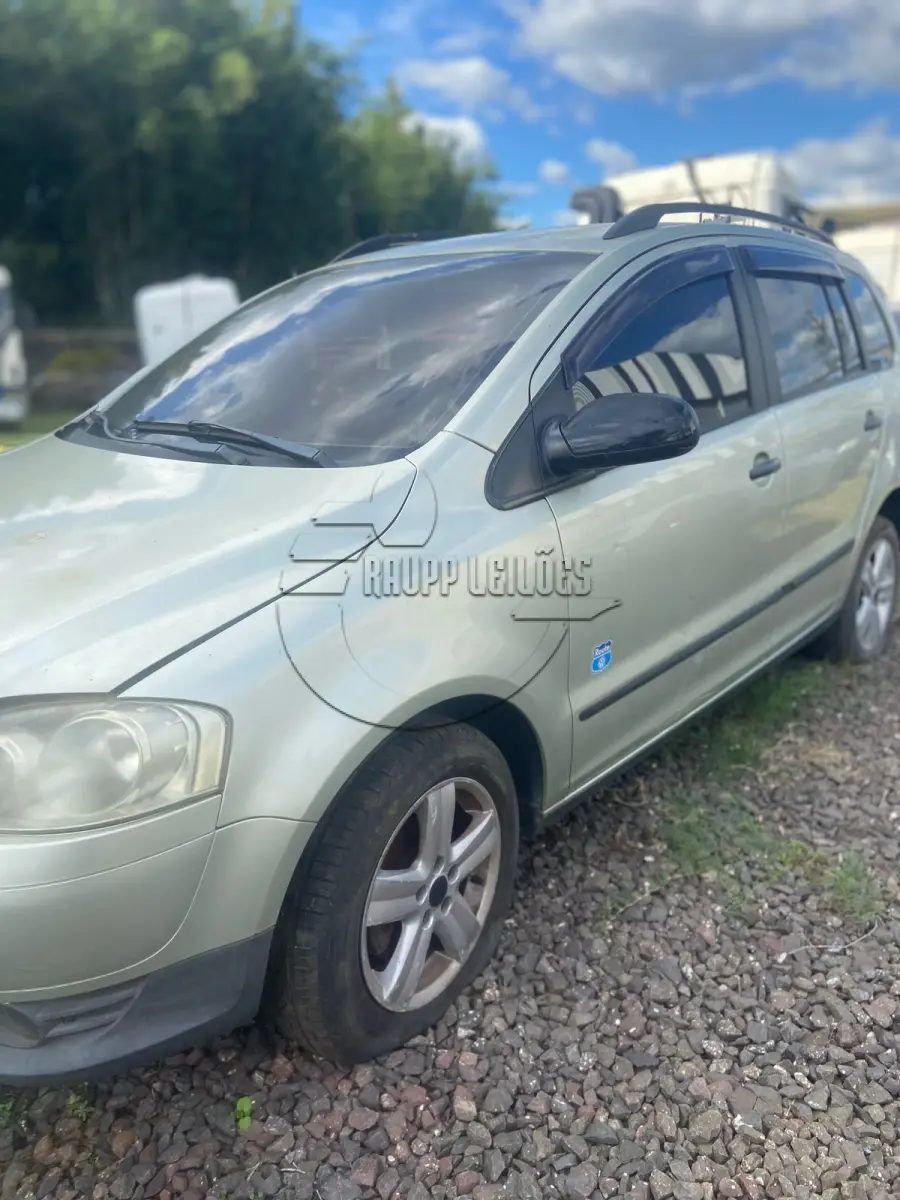 LOTE 008 - Um veículo I/VW SPACEFOX ROUTE,  2009/2010