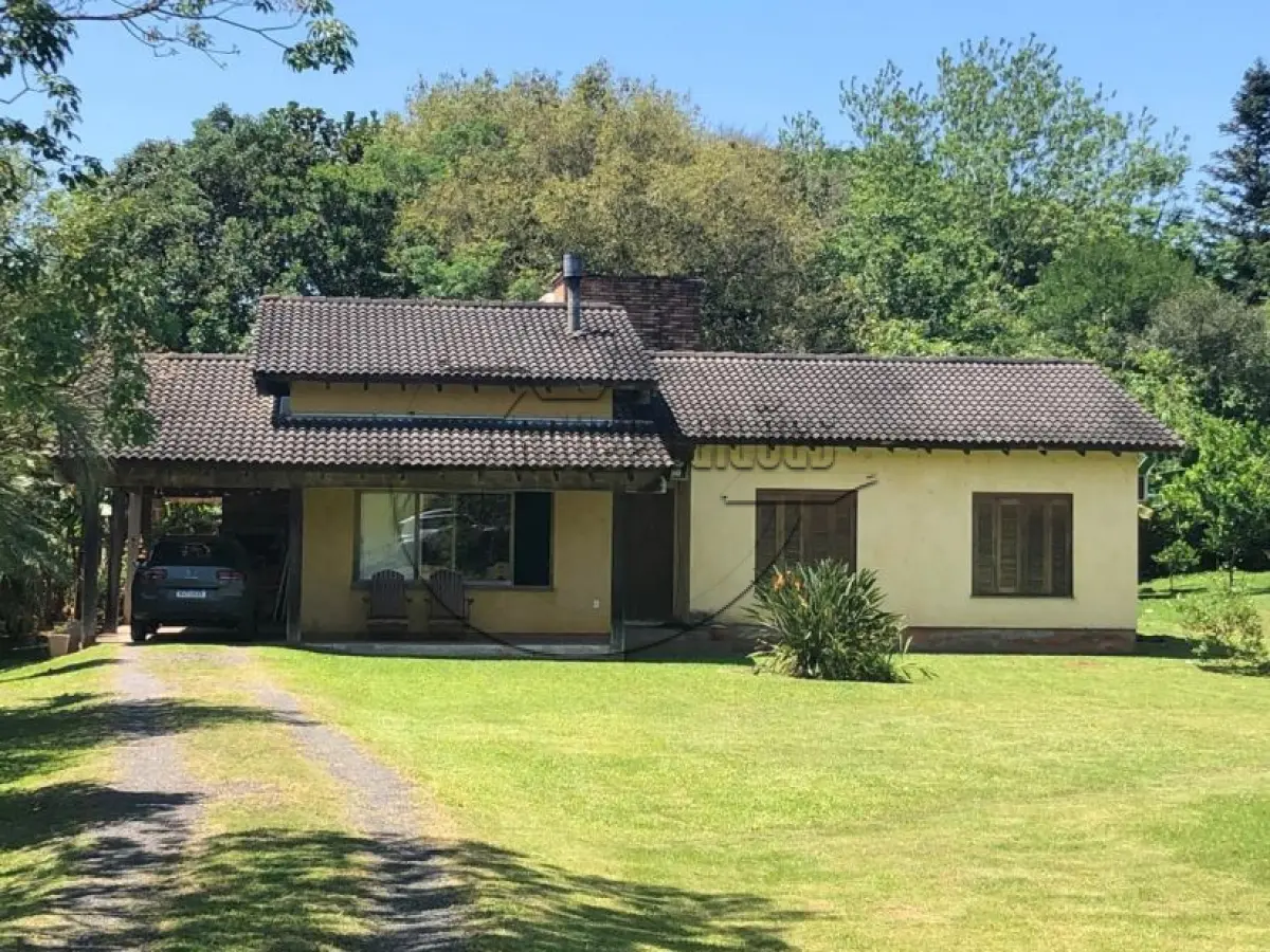 LOTE 005 - 02ª DATA | (GRAVATAÍ/RS) A unidade 370 do Condomínio Paragem dos Verdes Campos, que correspoonde a um terreno de 1.500,00m², c/ uma residência