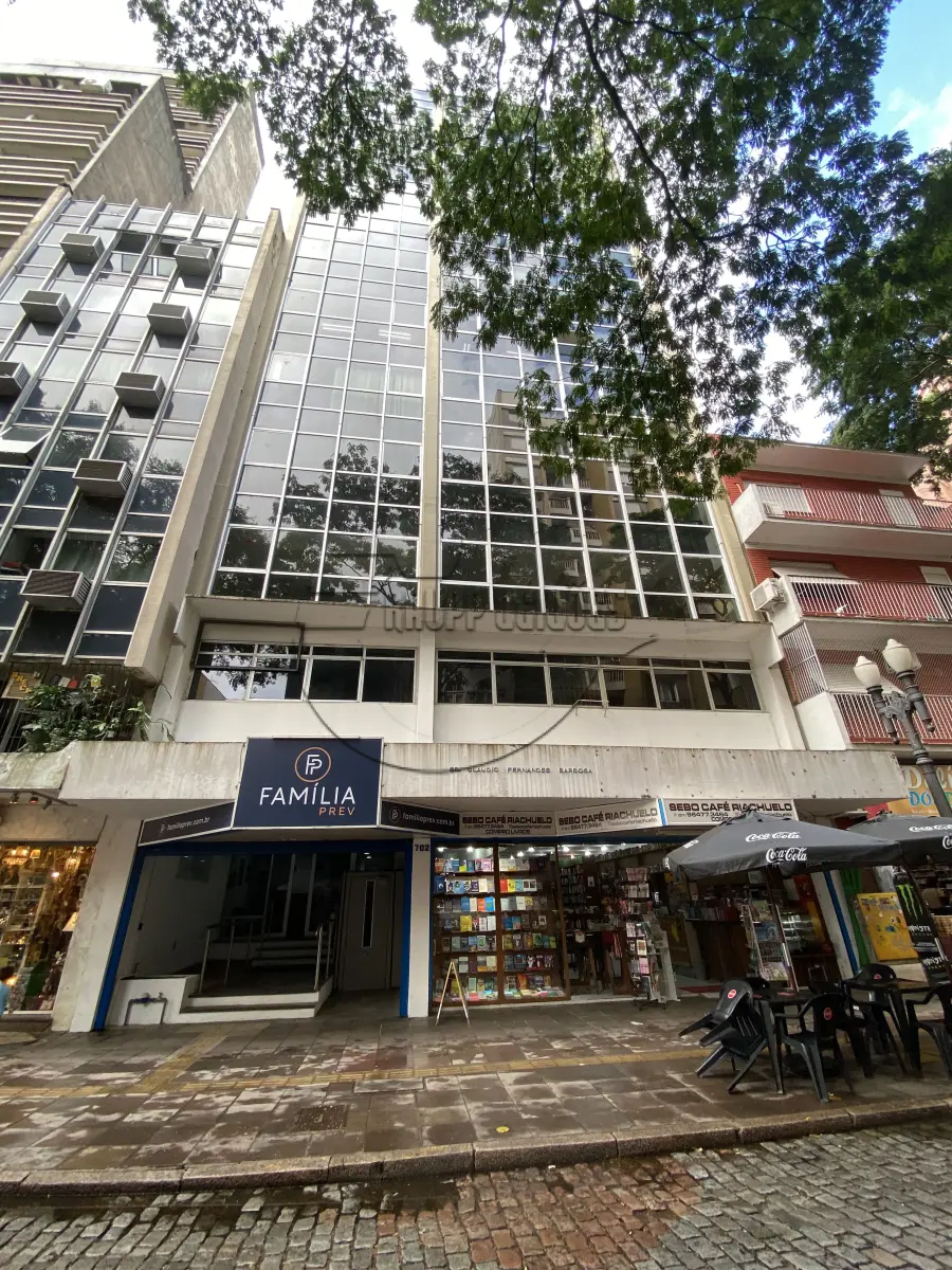 LOTE 031 - (PORTO ALEGRE/RS) Os Edifícios Cláudio Fernandes e Silvio de Freitas, no Bairro Centro Histórico, compostos de um total de 66 imóveis, sendo salas, conjuntos e boxes de estacionamento